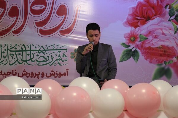 جشن بزرگ ۱۶۰۰ نفره روزه اولی‌ها در بهارستان‌دو