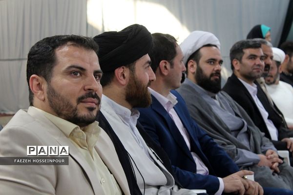 جشن بزرگ ۱۶۰۰ نفره روزه اولی‌ها در بهارستان‌دو