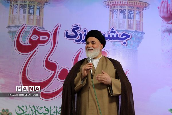 جشن بزرگ ۱۶۰۰ نفره روزه اولی‌ها در بهارستان‌دو