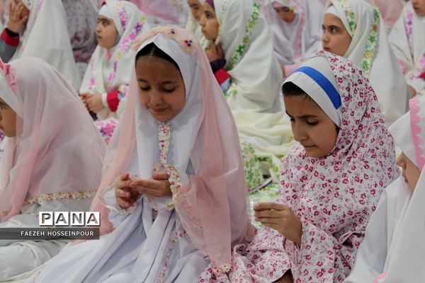 جشن بزرگ ۱۶۰۰ نفره روزه اولی‌ها در بهارستان‌دو