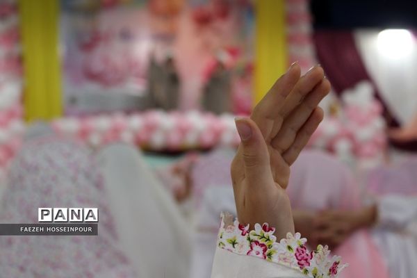 جشن بزرگ ۱۶۰۰ نفره روزه اولی‌ها در بهارستان‌دو