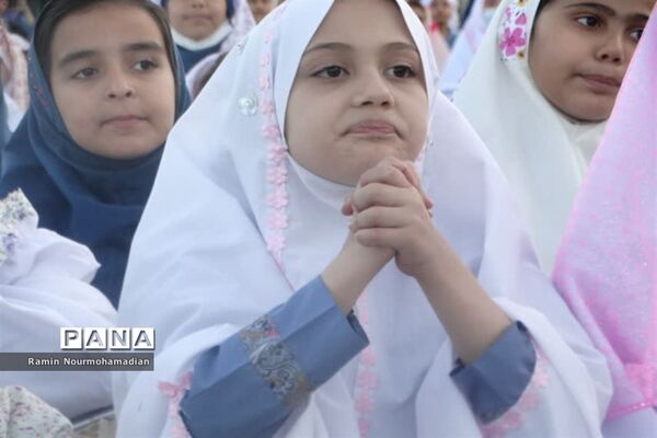 جشن روزه اولی‌ها با حضور پرشور دانش‌آموزان دختر منطقه9 آموزش و پرورش شهر تهران