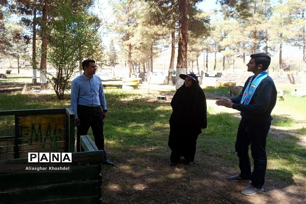 بازدید مسئولان اداره و مجلس شورای دانش‌آموزی ناحیه یک از اردوگاه های سطح شهر