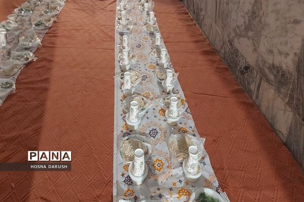 مراسم افطاری در دبستان شهدای فرهنگی ناحیه۷ مشهد