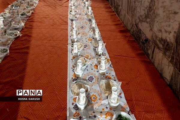 مراسم افطاری در دبستان شهدای فرهنگی ناحیه۷ مشهد