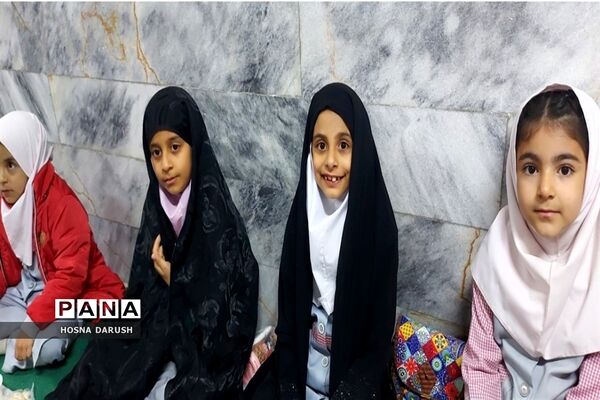 مراسم افطاری در دبستان شهدای فرهنگی ناحیه۷ مشهد