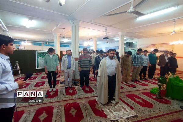 افطاری آموزش و پرورش منطقه ۱۵ در آخرین روز از ماه رمضان