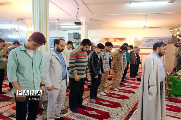 افطاری آموزش و پرورش منطقه ۱۵ در آخرین روز از ماه رمضان