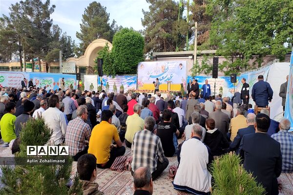 نماز عید فطر در شهرستان رباط‌کریم