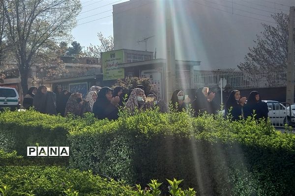 نماز عید سعید فطر در شهرکرد