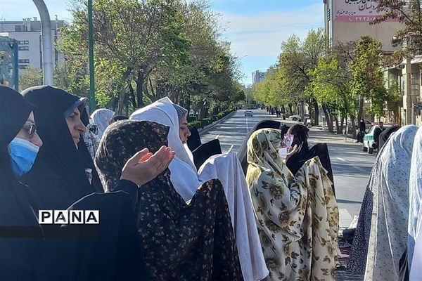 نماز عید سعید فطر در شهرکرد