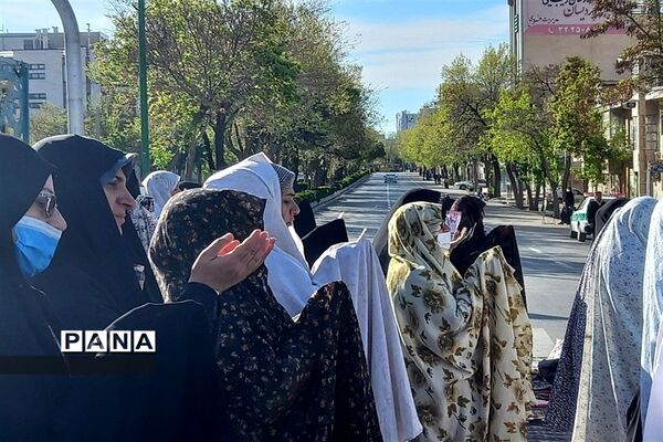 نماز عید سعید فطر در شهرکرد