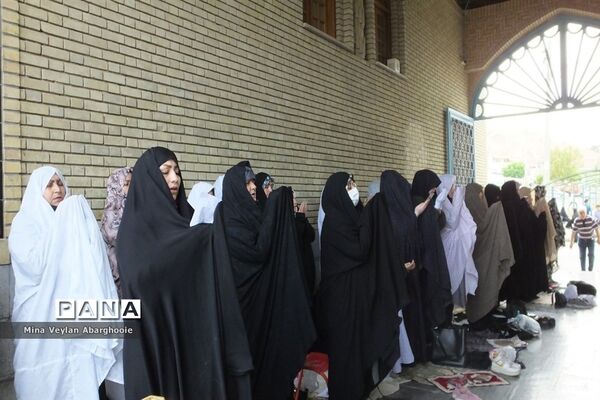 اقامه نماز عید سعید فطر در شهرستان پیشوا