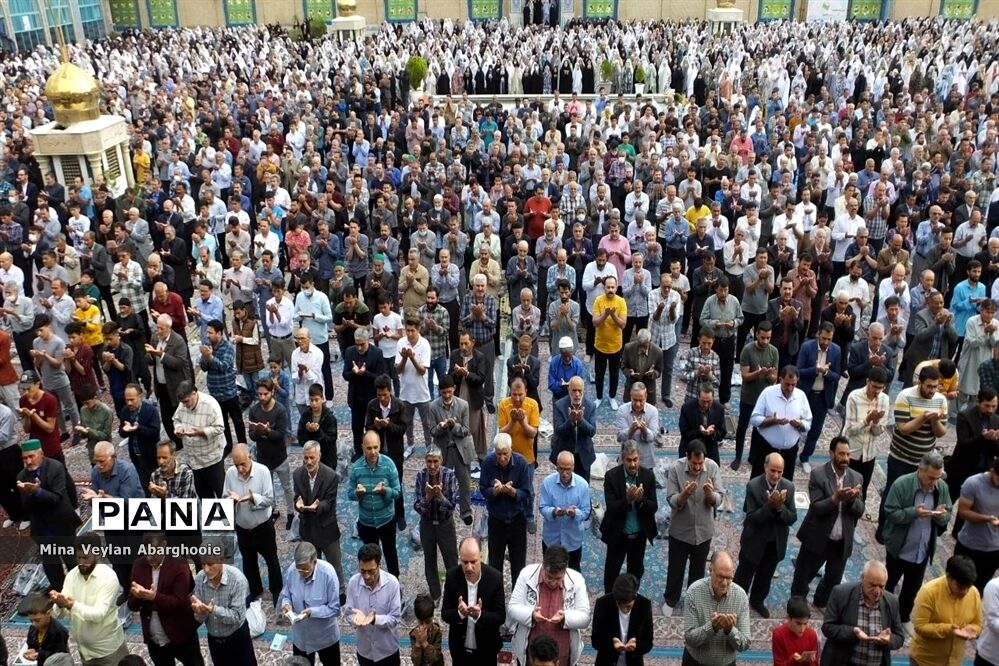اقامه نماز عید سعید فطر در شهرستان پیشوا