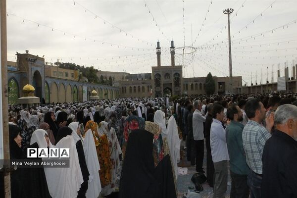 اقامه نماز عید سعید فطر در شهرستان پیشوا