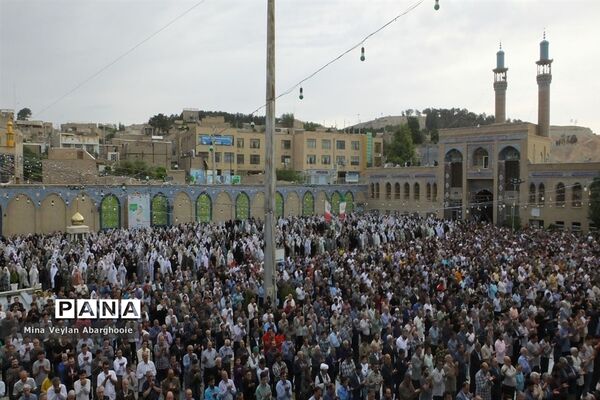 اقامه نماز عید سعید فطر در شهرستان پیشوا