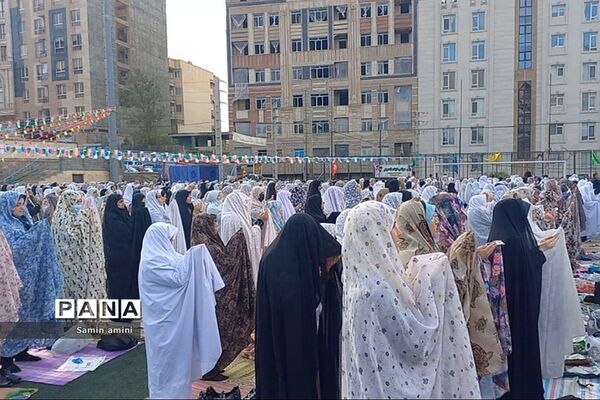 نماز عید سعید فطر در رودهن