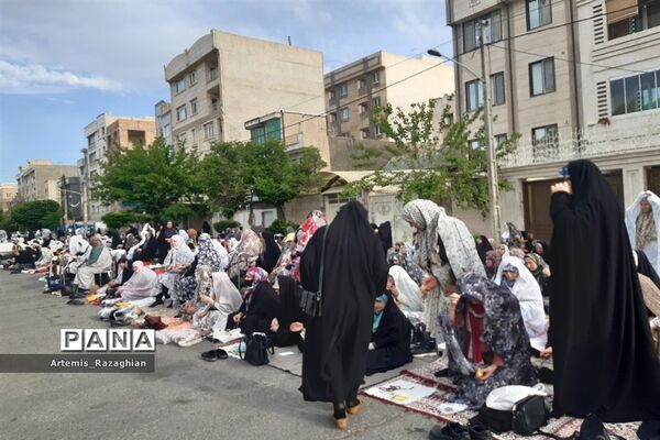 مراسم نماز عید بندگی در منطقه ۹