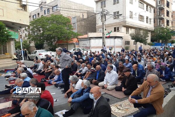 مراسم نماز عید بندگی در منطقه ۹