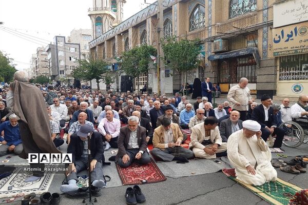 مراسم نماز عید بندگی در منطقه ۹