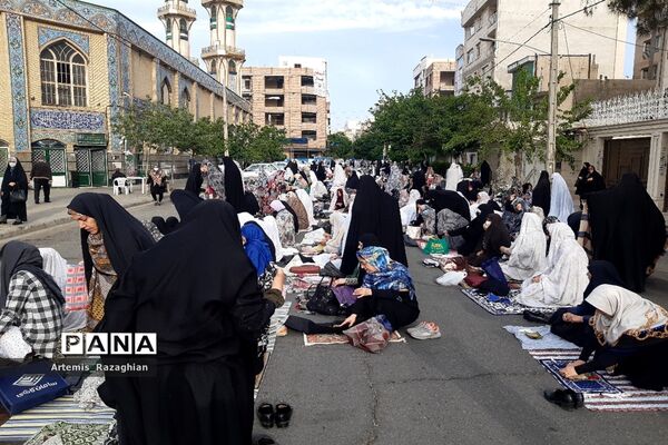 مراسم نماز عید بندگی در منطقه ۹