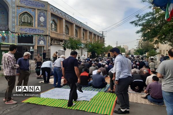 مراسم نماز عید بندگی در منطقه ۹