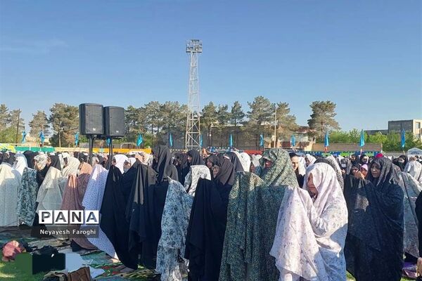 حضور پر شور کودکان دهه نودی در نماز عید سعید فطر آباده
