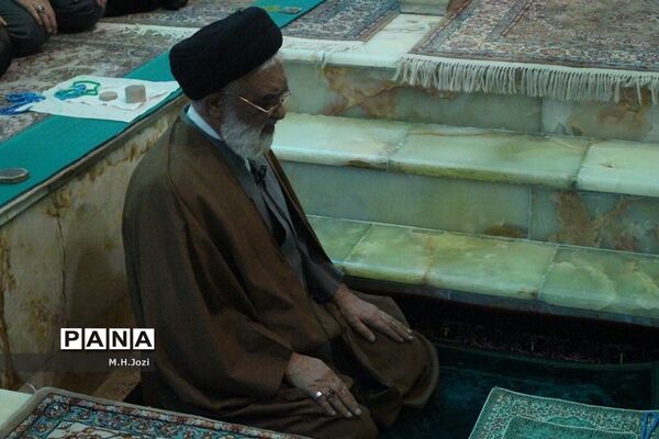 نماز عید سعید فطر در حرم حضرت معصومه (س)