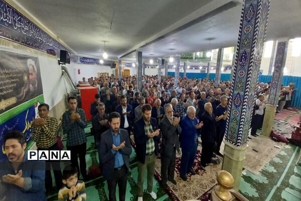 اقامه نماز باشکوه عید سعید فطر در فیروزکوه