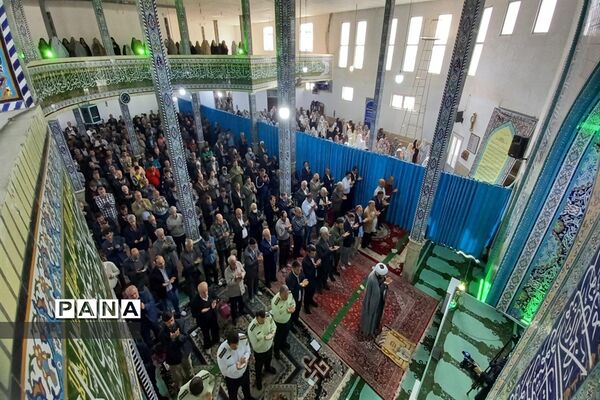 اقامه نماز باشکوه عید سعید فطر در فیروزکوه