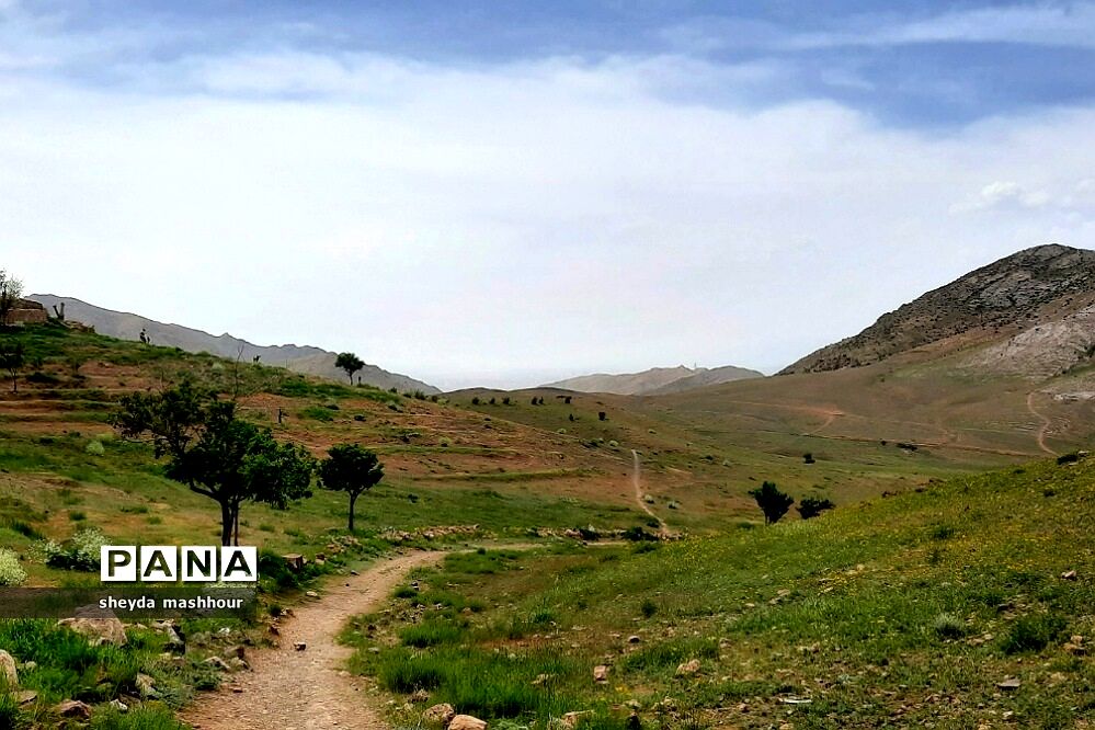 طبیعت زیبا و بکر سرخه حصار تهران