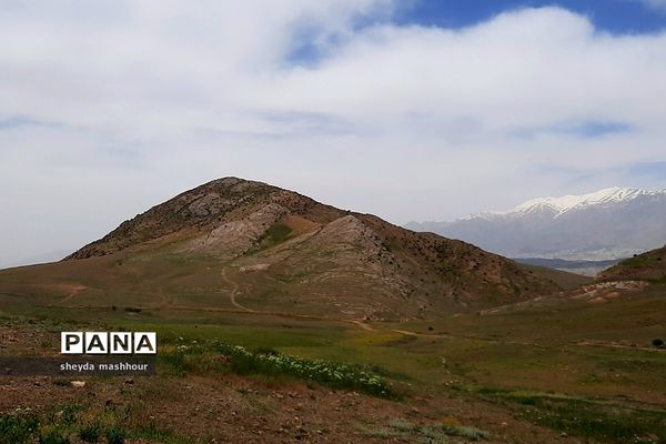 طبیعت زیبا و بکر سرخه حصار تهران