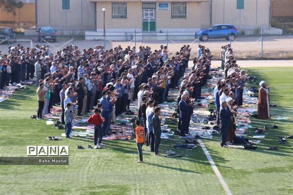 برگزاری نماز عید سعید فطر در شهرستان خرامه