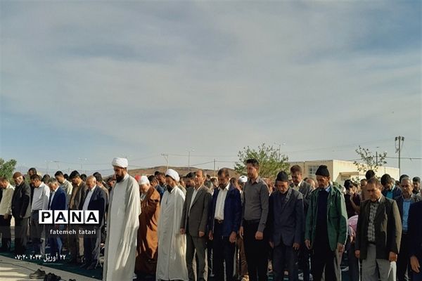 نماز عیدسعید فطر شهرستان بام و صفی‌آباد