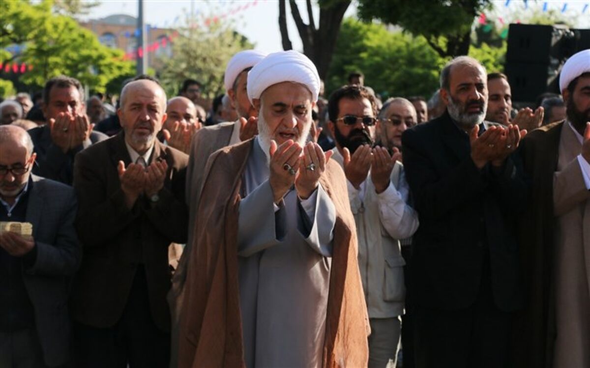 نماز عید فطر در قزوین اقامه شد