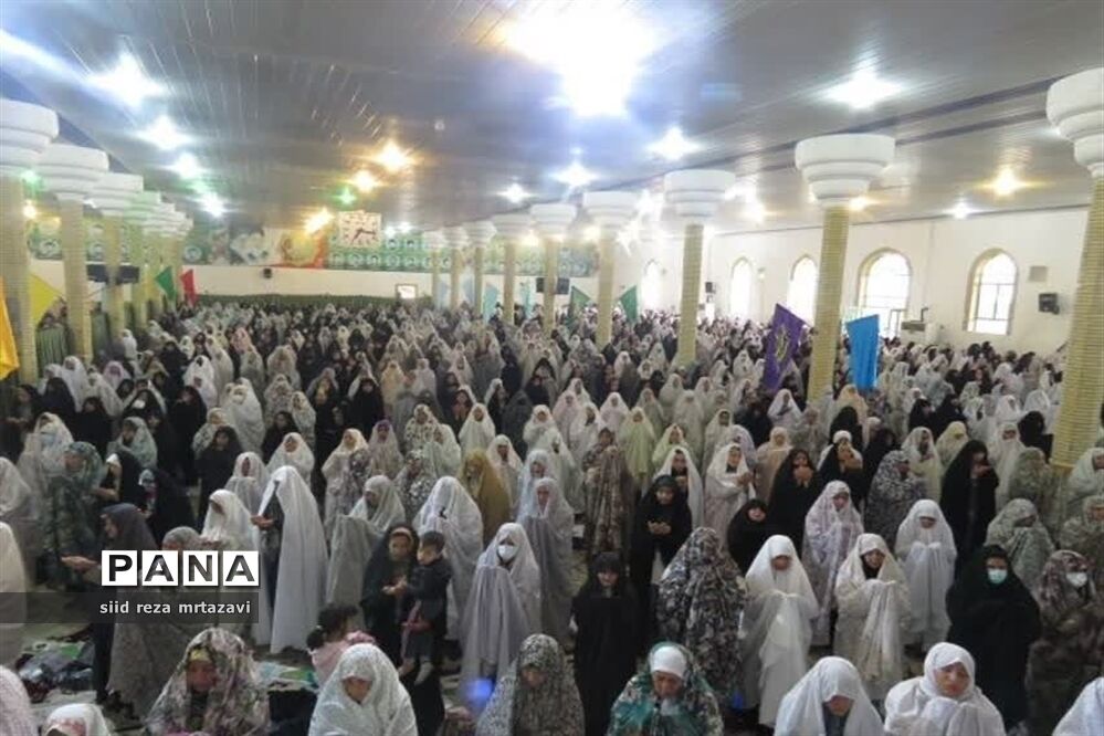 اقامه نماز عید سعید فطر در شهرستان جاجرم