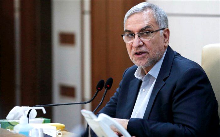 وزیر بهداشت وارد فسا شد