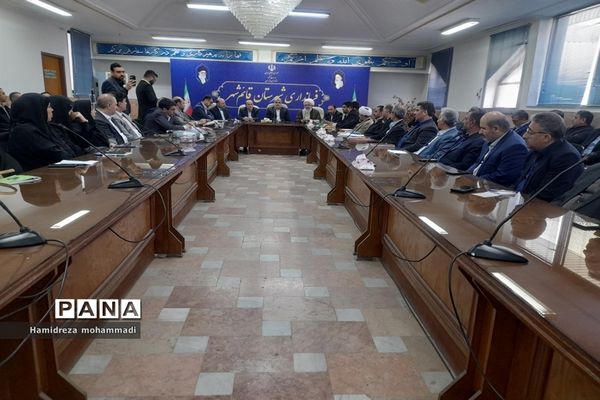 نخستین جلسه شورای اداری قائمشهر