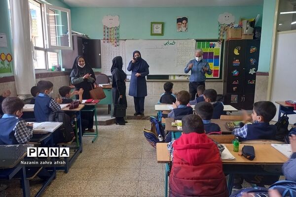 بازدید روند کیفی و کمی آموزشی در کلاس‌های اول دبستان ایمان رودهن