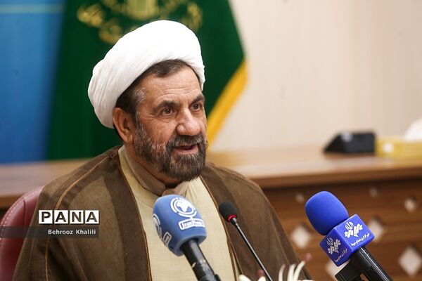 جلسه هم‌اندیشی بزرگداشت دهه کرامت