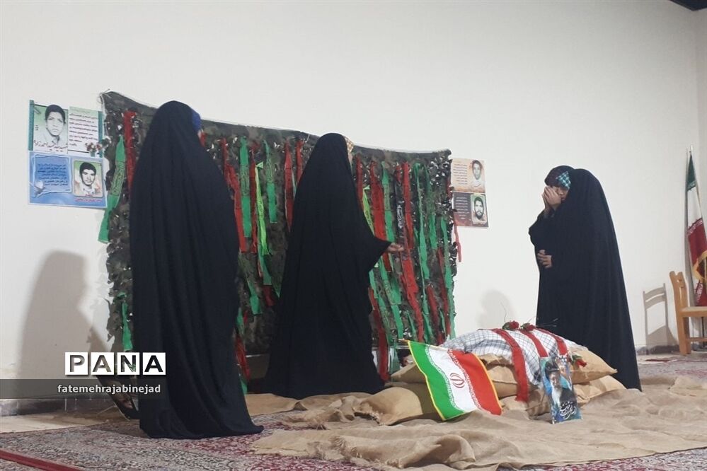 جشنواره هنرهای نمایشی ویژه دختران ابرکوهی