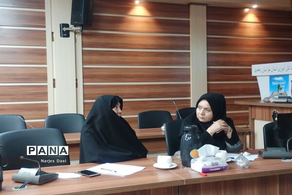 ارائه بسته تحولی سازمان دانش‌آموزی به مدیران مدارس