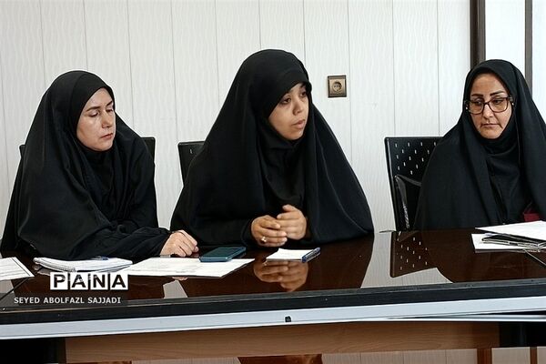 برگزاری جلسه شورای آموزش و پرورش فشافویه