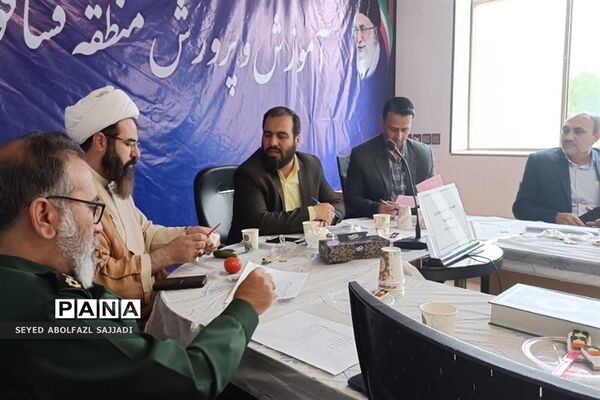 برگزاری جلسه شورای آموزش و پرورش فشافویه