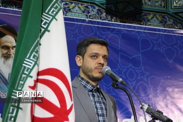 آیین تکریم مردمی از اولین فرماندار بومی شهرستان پردیس
