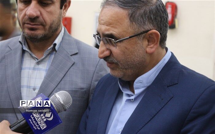 معاون حقوقی و امور مجلس وزیر آموزش و پرورش وارد خوزستان شد