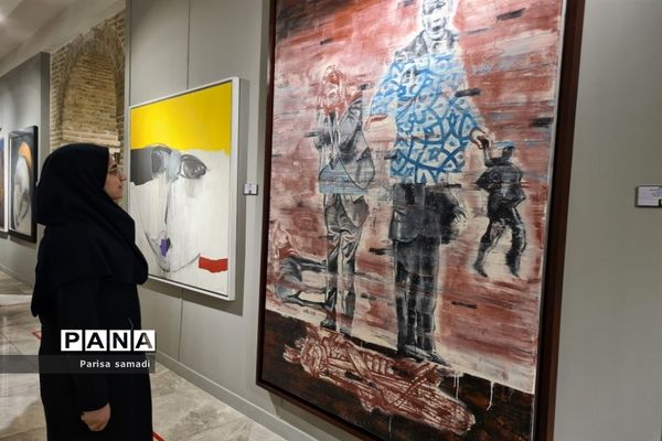 بازدید دانش‌آموزان دبیرستان فرهنگ ۱۳ از باغ موزه نگارستان