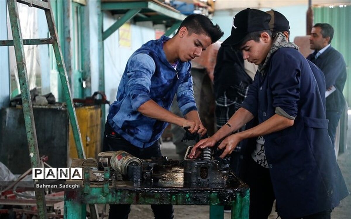 میانگین کشوری تحصیل در هنرستان‌ها 37 درصد است