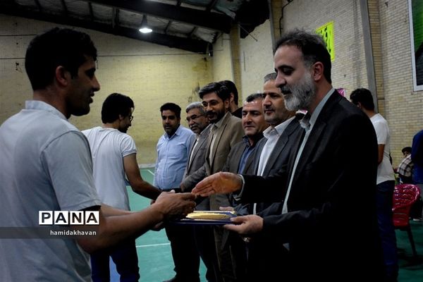 قهرمانی تیم فوتسال شرکت تعاونی دهیاری‌های جلگه در مسابقات جام رمضان بهاباد