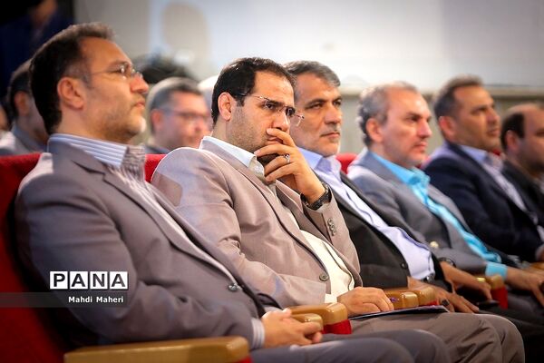 گردهمایی نمایندگان مدیران مدارس تهران